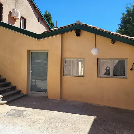 L'olivier Des Maraichers Terrasse Et Jardin Apartment