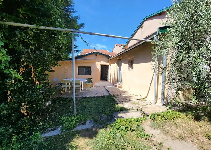 L'olivier Des Maraichers Albigny-sur-Saone